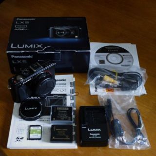 パナソニック(Panasonic)の美品　LUMIX LX5　ライカレンズのコンデジ(コンパクトデジタルカメラ)