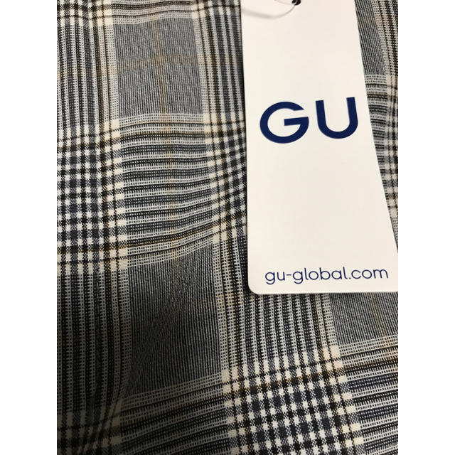 GU(ジーユー)のチェックワイドパンツ タグつき レディースのパンツ(カジュアルパンツ)の商品写真