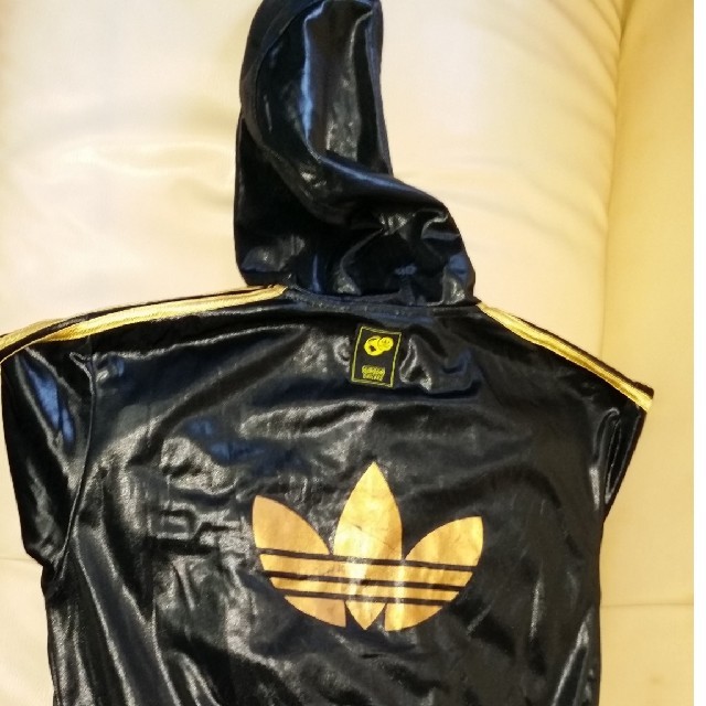 アディダス adidas 黒金上下ジャージ XL chile62 アディダス adidas 黒金上下ジャージ XL chile62