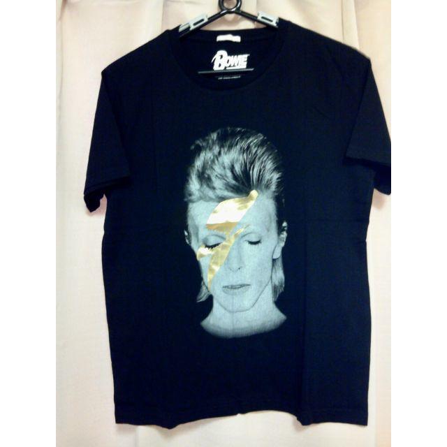 GU(ジーユー)の【GU】David Bowie Tシャツ　[未着用] エンタメ/ホビーのタレントグッズ(ミュージシャン)の商品写真