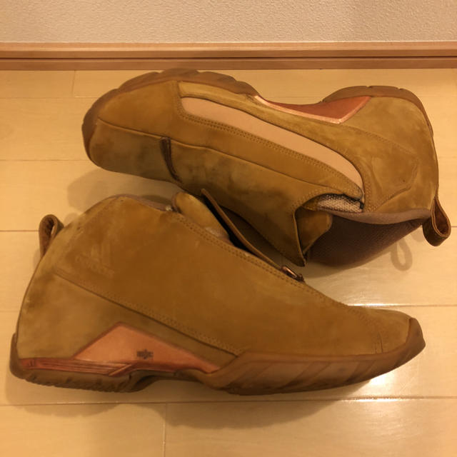 adidas(アディダス)のアディダス 日本未発売 ADAN メンズの靴/シューズ(スニーカー)の商品写真