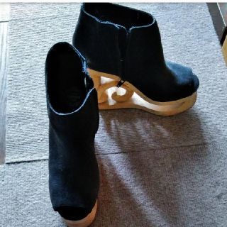 ジェフリーキャンベル(JEFFREY CAMPBELL)のジェフリーキャンベル　ショートブーツ(ブーティ)