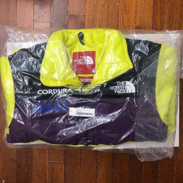 Supreme(シュプリーム)のみるま様専用 Supreme TNF Fleece Jacket L メンズのジャケット/アウター(ブルゾン)の商品写真