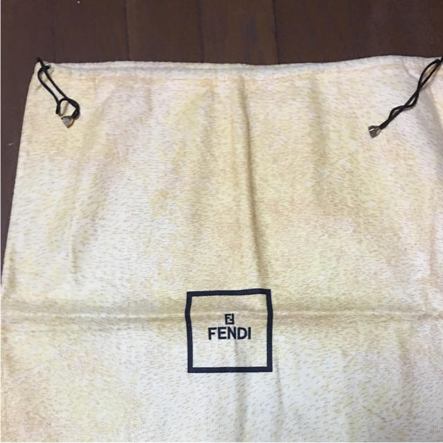 FENDI(フェンディ)のFENDI  保存袋 特大2 レディースのバッグ(ショップ袋)の商品写真