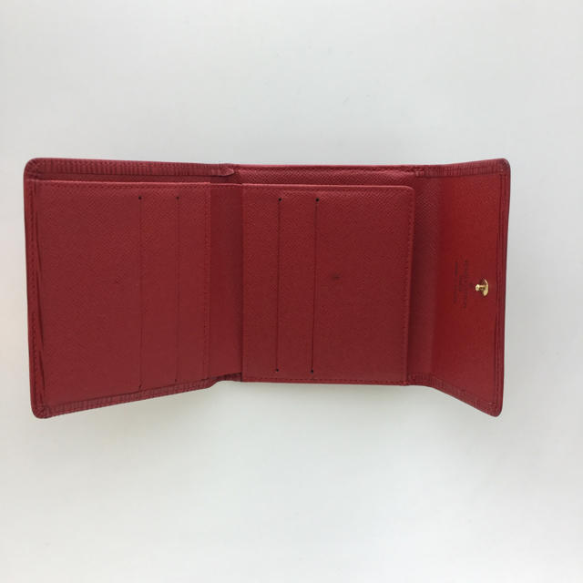 LOUIS VUITTON - ルイ ヴィトン エピ 財布の通販 by rinko@'s LOUIS VUITTON - ルイ ヴィトン エピ 財布の通販 by rinko@'s