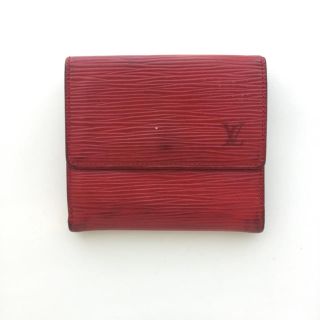 LOUIS VUITTON - ルイ ヴィトン エピ 財布の通販 by rinko@'s LOUIS VUITTON - ルイ ヴィトン エピ 財布の通販 by rinko@'s