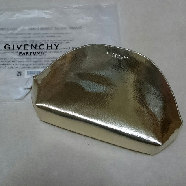 GIVENCHY(ジバンシィ)のGIVENCHYポーチ&ミラー レディースのファッション小物(ポーチ)の商品写真