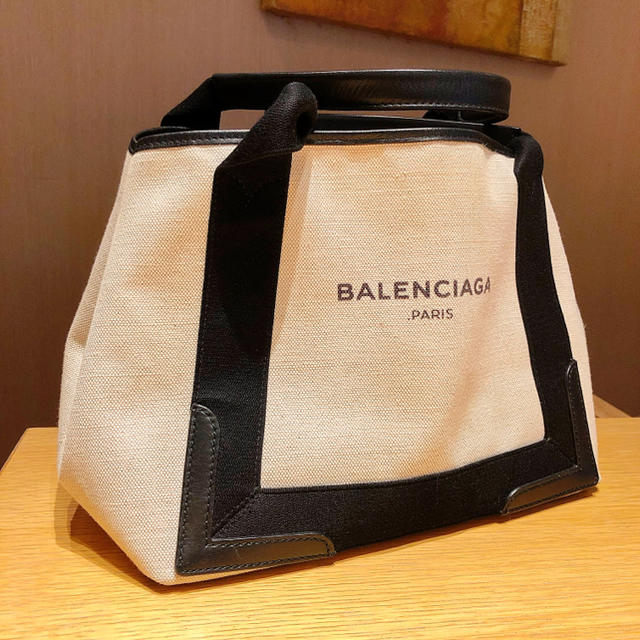 Balenciaga(バレンシアガ)の❤️BALENCIAGA❤️ バレンシアガ ネイビーカバス トートバッグ レディースのバッグ(トートバッグ)の商品写真