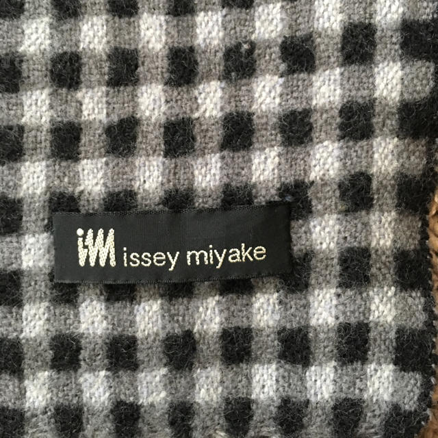 ISSEY MIYAKE(イッセイミヤケ)のissey miyake マフラー メンズのファッション小物(マフラー)の商品写真