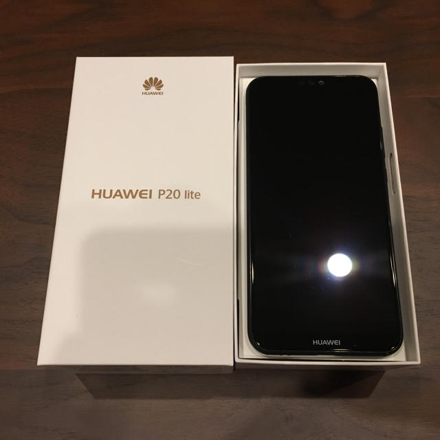 ANDROID(アンドロイド)のHUAWEI P20 lite ミッドナイトブラック(SIMフリー版) スマホ/家電/カメラのスマートフォン/携帯電話(スマートフォン本体)の商品写真