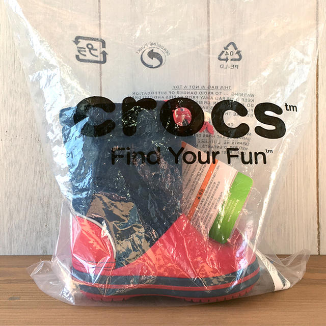 crocs(クロックス)の★新品正規品★クロックス ロッジポイント ウインター・スノーブーツ 17.5cm キッズ/ベビー/マタニティのキッズ靴/シューズ(15cm~)(アウトドアシューズ)の商品写真