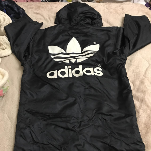 adidas(アディダス)のadidas ベンチコート 140 キッズ/ベビー/マタニティのキッズ服男の子用(90cm~)(コート)の商品写真