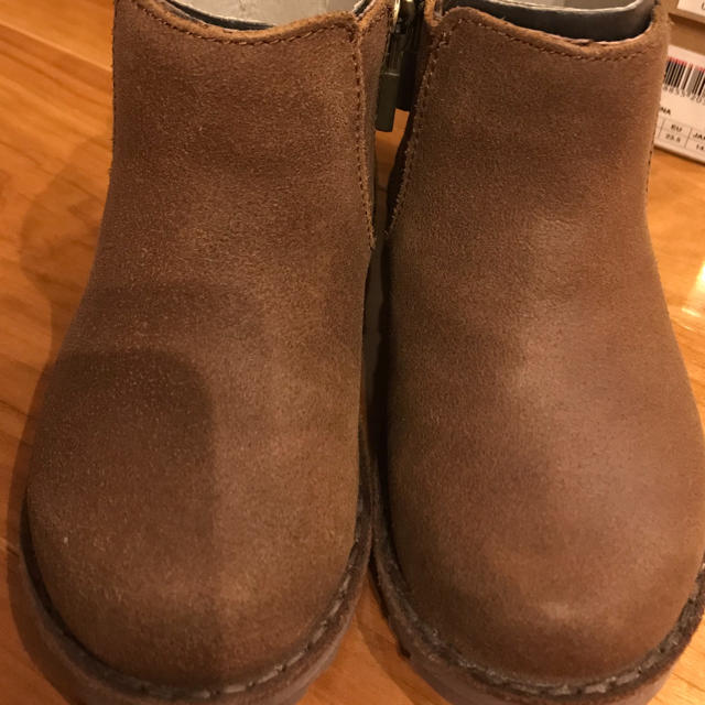 UGG(アグ)のugg ブーツ 14.5㎝  キッズ/ベビー/マタニティのベビー靴/シューズ(~14cm)(ブーツ)の商品写真