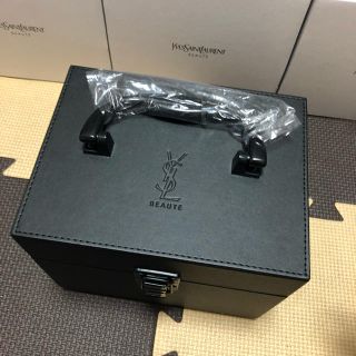 イヴサンローランボーテ(Yves Saint Laurent Beaute)のYSL ノベルティメイクアップボックス(ポーチ)