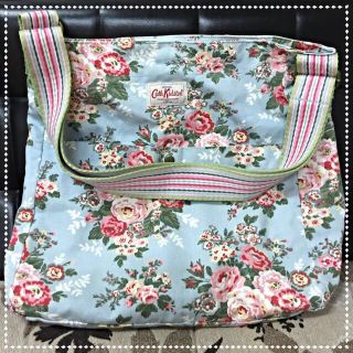 キャスキッドソン(Cath Kidston)のキャス🌸メッセンジャーバッグ(メッセンジャーバッグ)