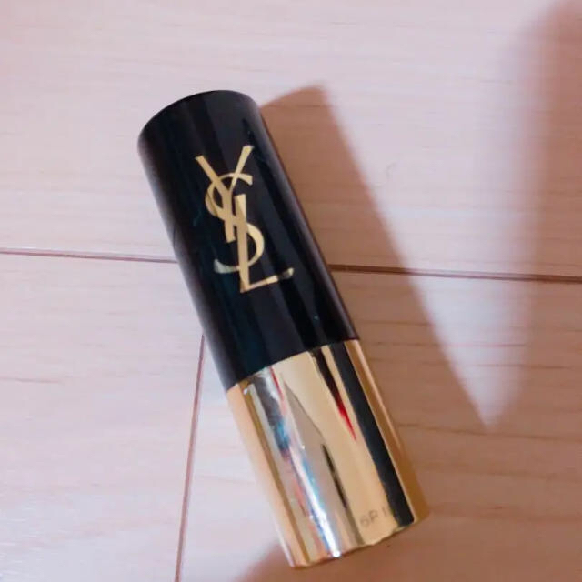 Yves Saint Laurent スティックファンデーション