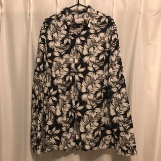 ザラ(ZARA)のZara 花柄シャツ slim fit XL(シャツ)