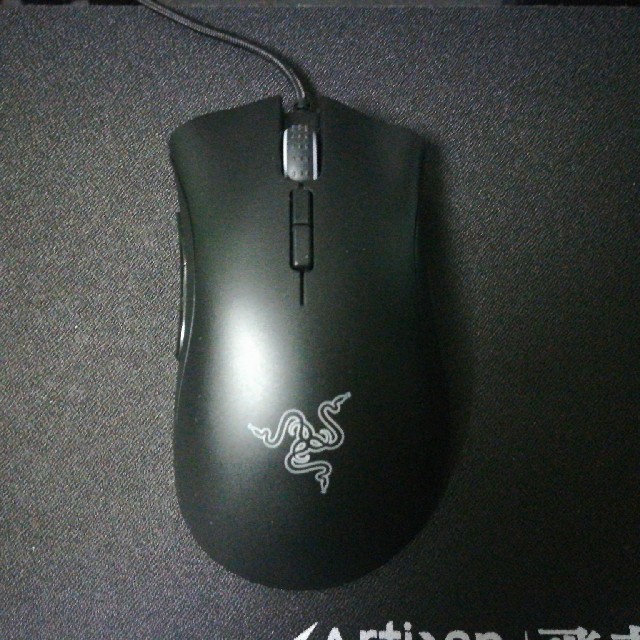 LAZER(レイザー)のRAZER   DEATHADDER ELITE   ゲーミングマウス スマホ/家電/カメラのPC/タブレット(PC周辺機器)の商品写真