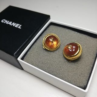 シャネル(CHANEL)の超美品　CHANEL　イヤリング　両耳　箱付(イヤリング)