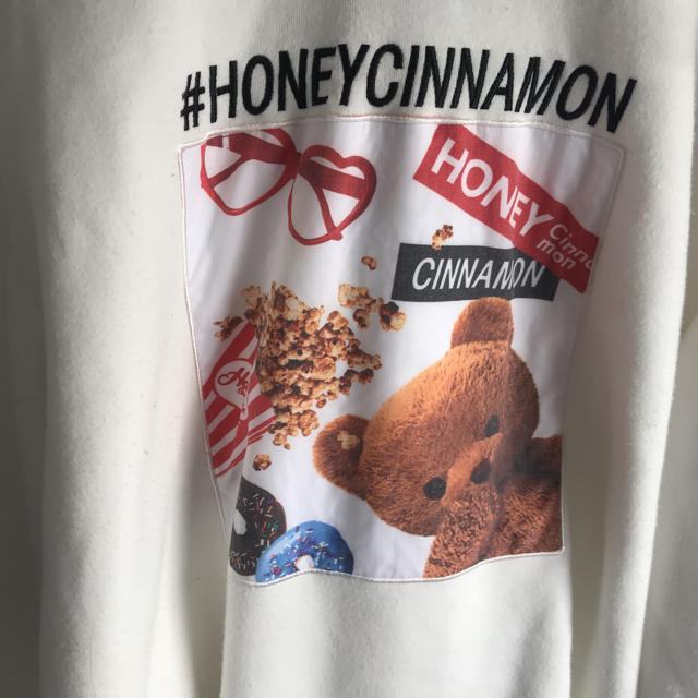 Honey Cinnamon(ハニーシナモン)のHoney  cinnamon ハニーシナモン くま パーカー ホワイト レディースのトップス(パーカー)の商品写真