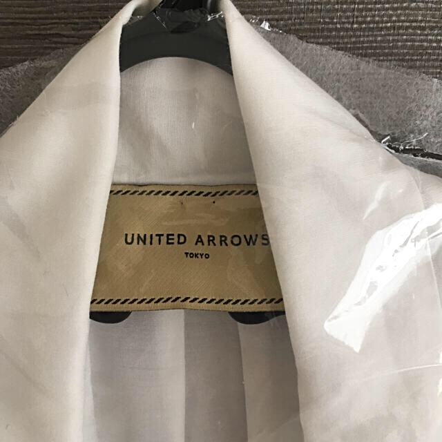 UNITED ARROWS(ユナイテッドアローズ)のray様専用！ユナイテッドアローズ ボウタイブラウス コットンシルク ホワイト レディースのトップス(シャツ/ブラウス(長袖/七分))の商品写真