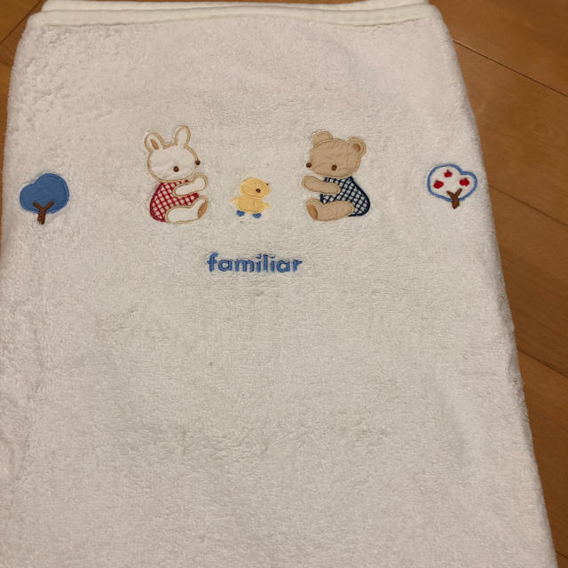 familiar(ファミリア)のfamiliar毛布 キッズ/ベビー/マタニティの寝具/家具(毛布)の商品写真