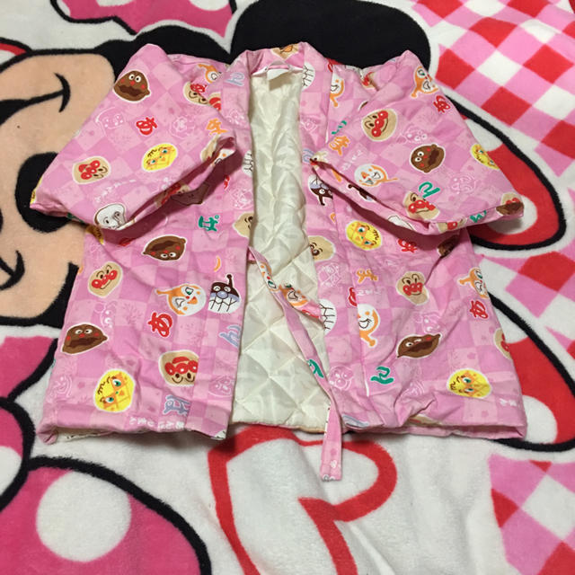 アンパンマン(アンパンマン)のアンパンマン はんてん95センチ キッズ/ベビー/マタニティのキッズ服女の子用(90cm~)(パジャマ)の商品写真