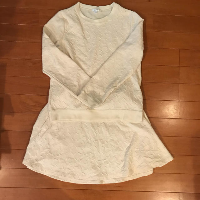 INGNI First(イングファースト)の//専用//女の子 冬用 140 150 ＋ジェニーワンピース キッズ/ベビー/マタニティのキッズ服女の子用(90cm~)(Tシャツ/カットソー)の商品写真