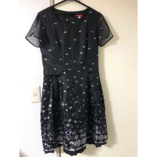 エムズグレイシー(M'S GRACY)の【セール•美品】一度のみ着用レジァンス スパンコール ワンピース(ひざ丈ワンピース)