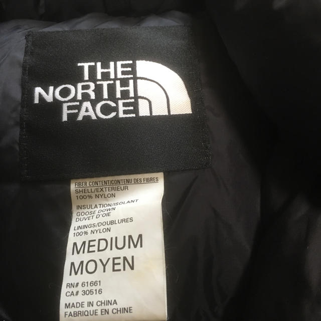 THE NORTH FACE(ザノースフェイス)のノースフェイスヌプシ。黒。とても美品。M。 メンズのジャケット/アウター(ダウンジャケット)の商品写真