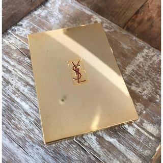 イヴサンローランボーテ(Yves Saint Laurent Beaute)のYSL アイシャドー(アイシャドウ)