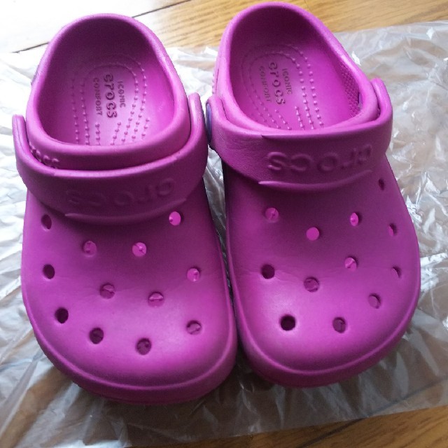 crocs(クロックス)のクロックス C8 日本サイズ約15.5センチ キッズ/ベビー/マタニティのキッズ靴/シューズ(15cm~)(サンダル)の商品写真