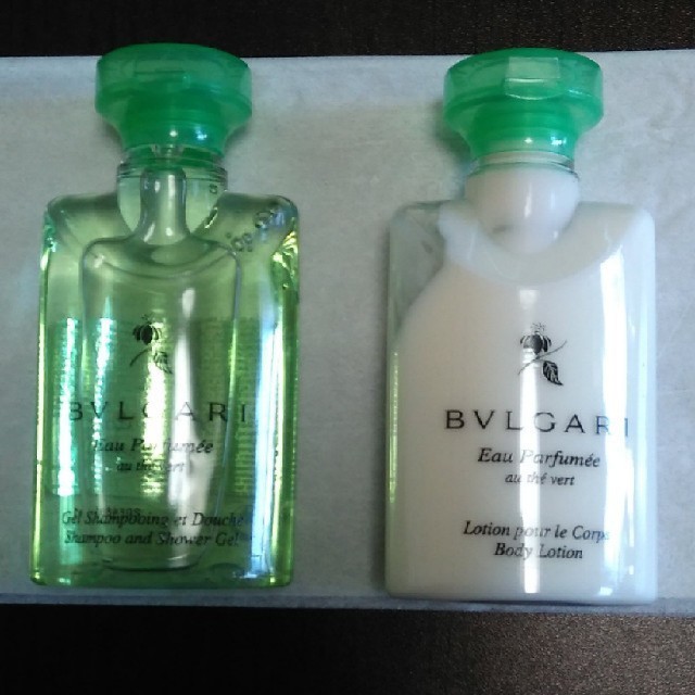 BVLGARI(ブルガリ)の※ゆうパケット発送   BVLGARI  アメニティセット コスメ/美容のキット/セット(サンプル/トライアルキット)の商品写真