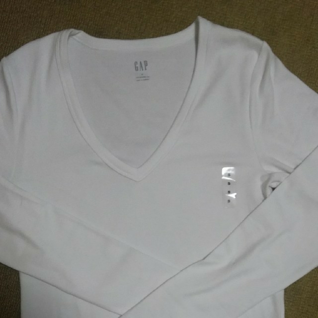 GAP(ギャップ)のGAP 長袖Tシャツ レディースのトップス(Tシャツ(長袖/七分))の商品写真