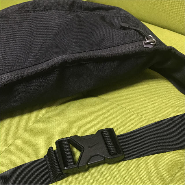 NIKE(ナイキ)のkana様専用 NIKE ナイキ ウエストポーチ メンズのバッグ(ウエストポーチ)の商品写真