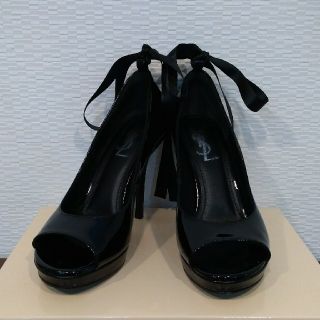 サンローラン(Saint Laurent)の【最終値下げ】YVES SAINT LAURENT エナメルパンプス(ハイヒール/パンプス)