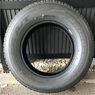 ブリヂストン(BRIDGESTONE)のブリヂストン BRIDGESTONE ハイラックス新車外し 265/65R17(タイヤ)