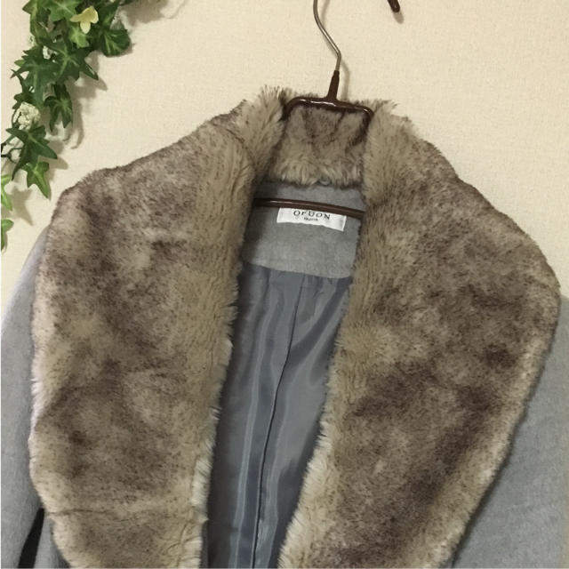 OFUON(オフオン)のファーコート レディースのジャケット/アウター(毛皮/ファーコート)の商品写真