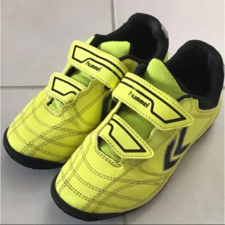 ヒュンメル(hummel)の【お値下げ中】hummel ヒュンメル キッズ サッカーシューズ 18㎝(シューズ)