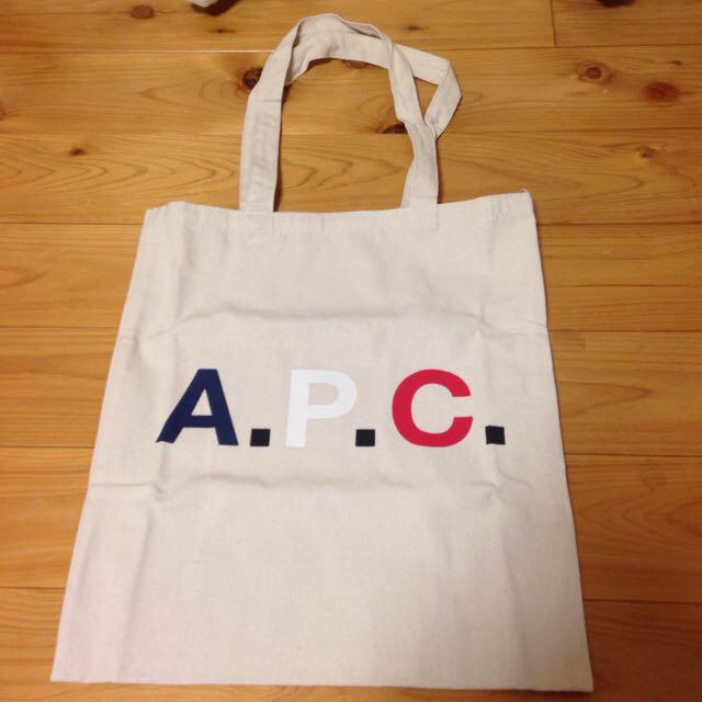 A.P.C(アーペーセー)のA.P.C. トートバッグ レディースのバッグ(トートバッグ)の商品写真