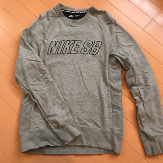 ナイキ(NIKE)のナイキ SB スウェット グレー Mサイズ NIKE SB Sweat トレーナ(スウェット)