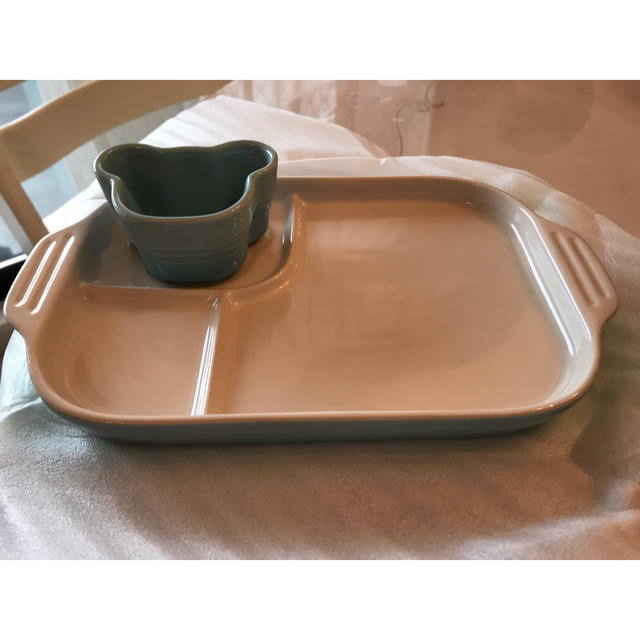 LE CREUSET(ルクルーゼ)のル・クルーゼ ベビー食器2点セット新品 キッズ/ベビー/マタニティの授乳/お食事用品(離乳食器セット)の商品写真