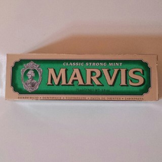 新品MARVIS ｸﾗｼｯｸｽﾄﾛﾝｸﾞﾐﾝﾄ75ml　歯磨き粉(歯磨き粉)