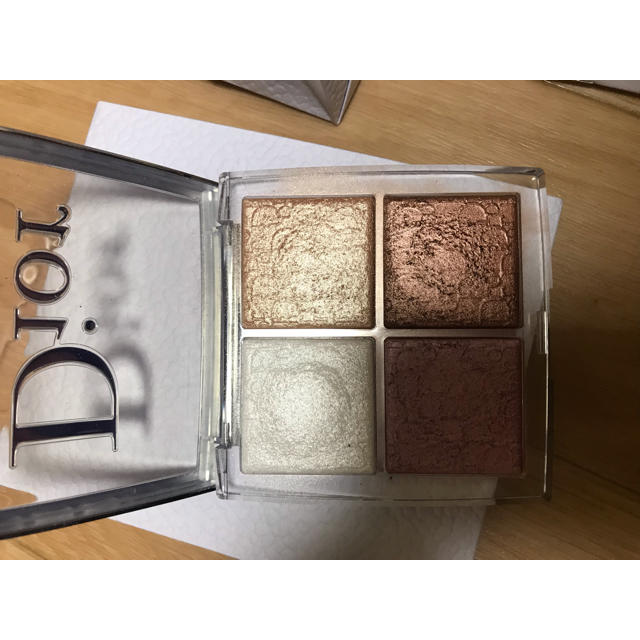 Christian Dior(クリスチャンディオール)のディオールDiorバックステージフェイスグロウパレット コスメ/美容のベースメイク/化粧品(フェイスカラー)の商品写真