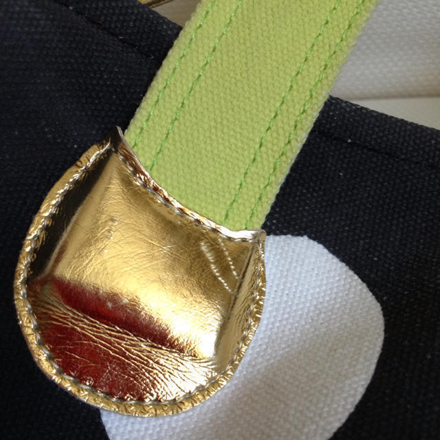TSUMORI CHISATO(ツモリチサト)のかばん レディースのバッグ(トートバッグ)の商品写真
