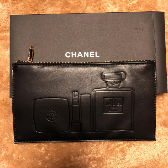 CHANEL(シャネル)のCHANEL ノベルティー ポーチ レディースのファッション小物(ポーチ)の商品写真