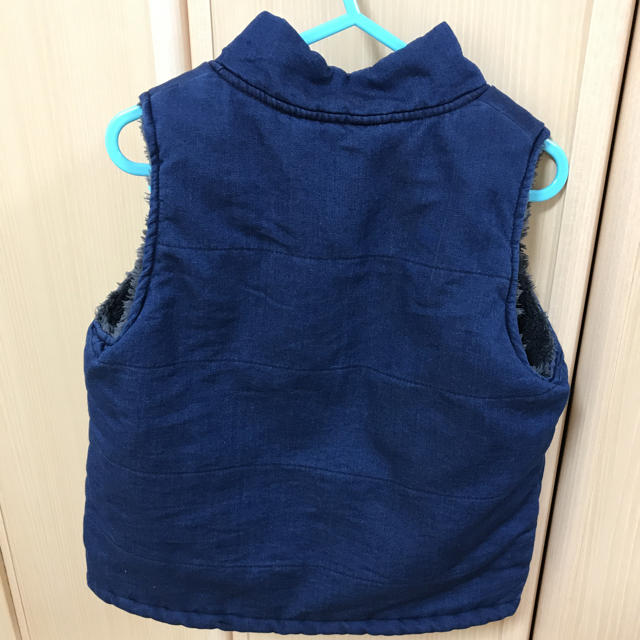 mou jon jon(ムージョンジョン)のベスト100センチ キッズ/ベビー/マタニティのキッズ服女の子用(90cm~)(ジャケット/上着)の商品写真