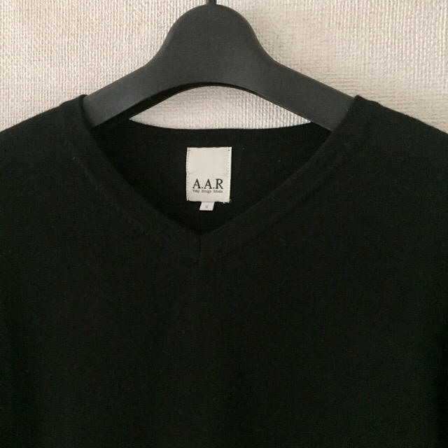 Yohji Yamamoto(ヨウジヤマモト)のA.A.Rヨウジヤマモト☆黒色Vネックニット☆メンズ メンズのトップス(ニット/セーター)の商品写真