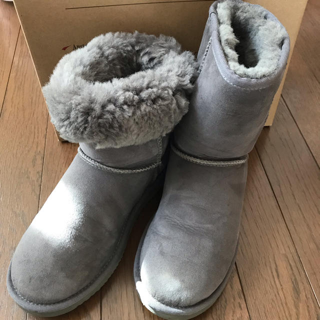 UGG(アグ)のシープスキンブーツ グレー レディースの靴/シューズ(ブーツ)の商品写真