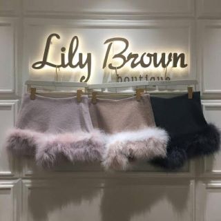 リリーブラウン(Lily Brown)のリリーブラウン フェザーショートパンツ(ショートパンツ)